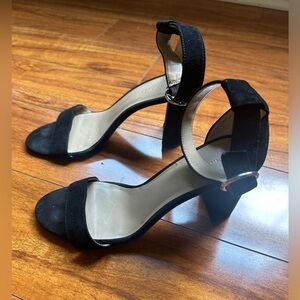 Ann Taylor block heel suede sandals